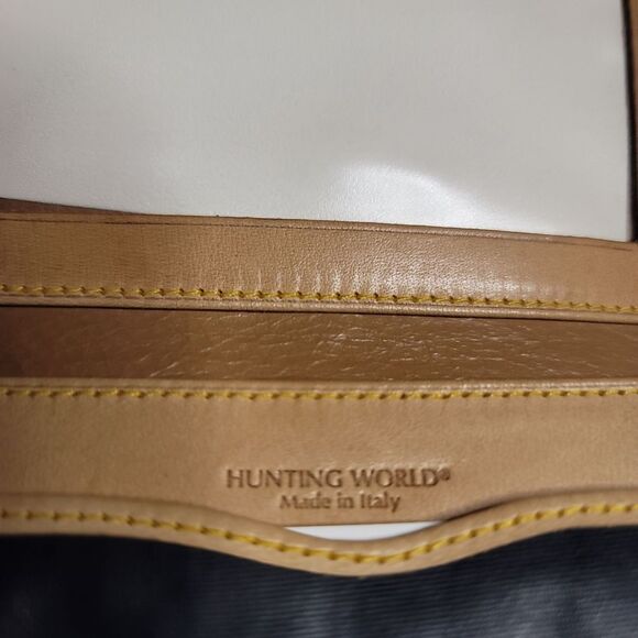 Hunting World Mens Leather Wallet In EUC - Picture 7 of 8